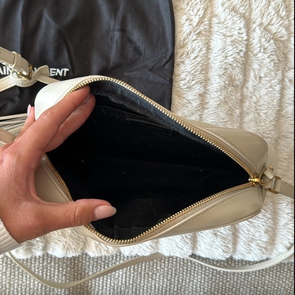 Lou Medium YSL Camera Bag with Pocket in Quilted Leather - Picture 4 of 7